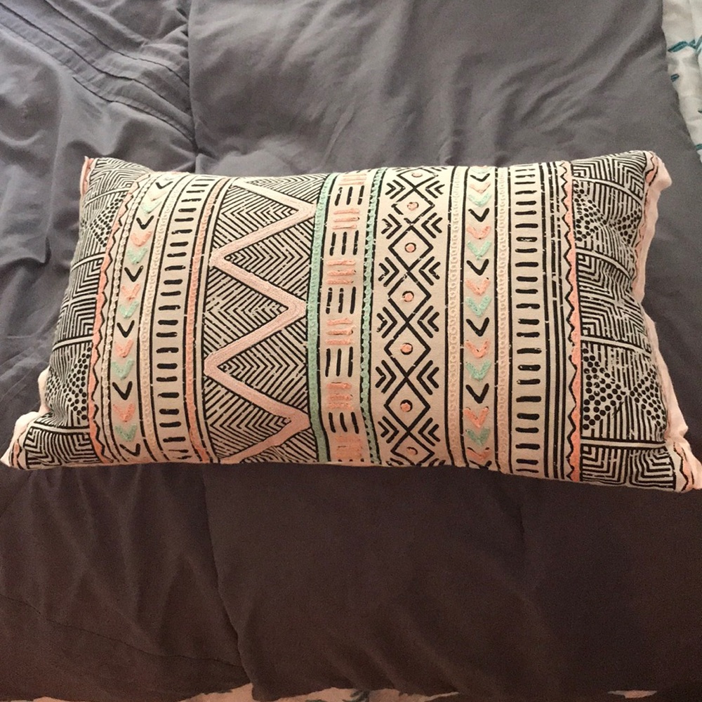 Throw pillow